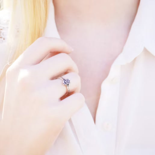 Mini Daisy Ring